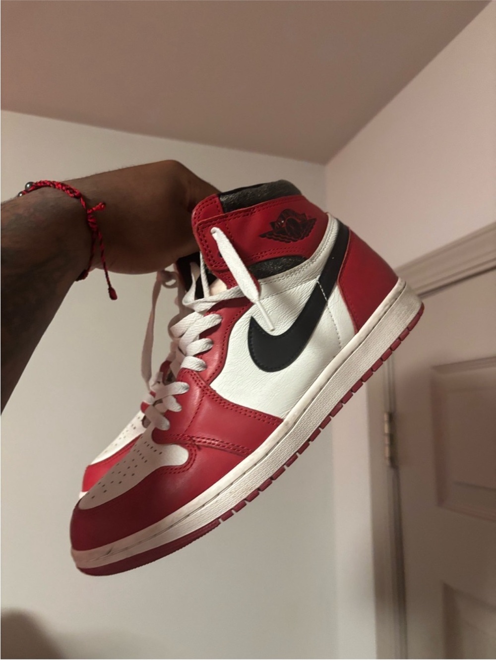 Air Jordan 1 Retro High OG LOST ND FOUND Style Sneaker - Red, White, Black